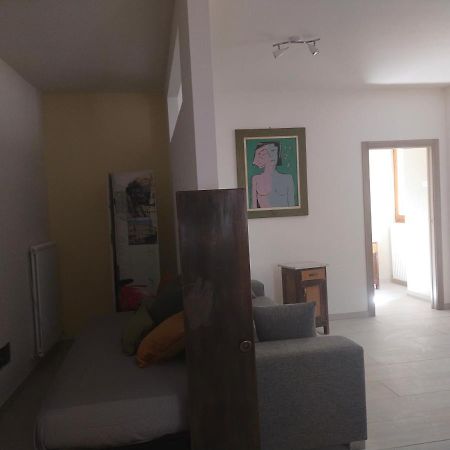 La Tana Dell'Artista Hotel Arco Kültér fotó